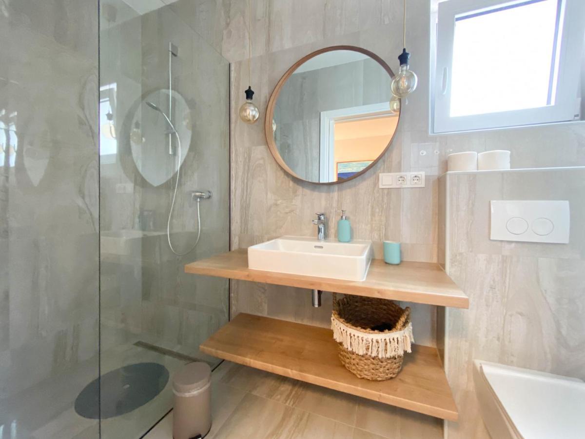 Marisa Apartments Hvar II Đảo Hvar Ngoại thất bức ảnh